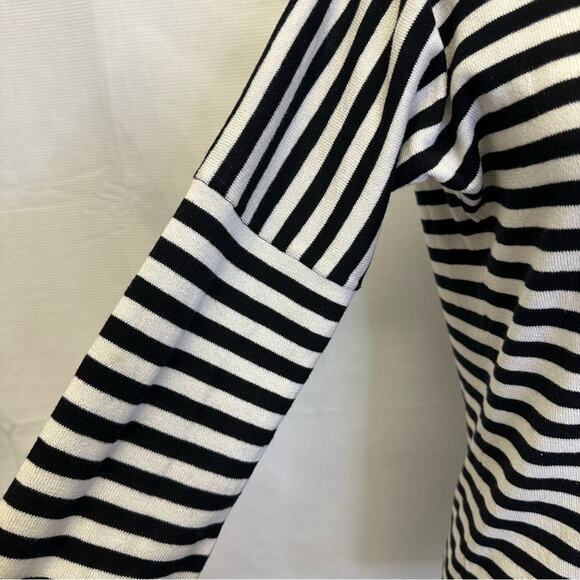 Max Mara Weekend Striped Silk Blend Knit Top - Size Medium - Picture 3 of 12